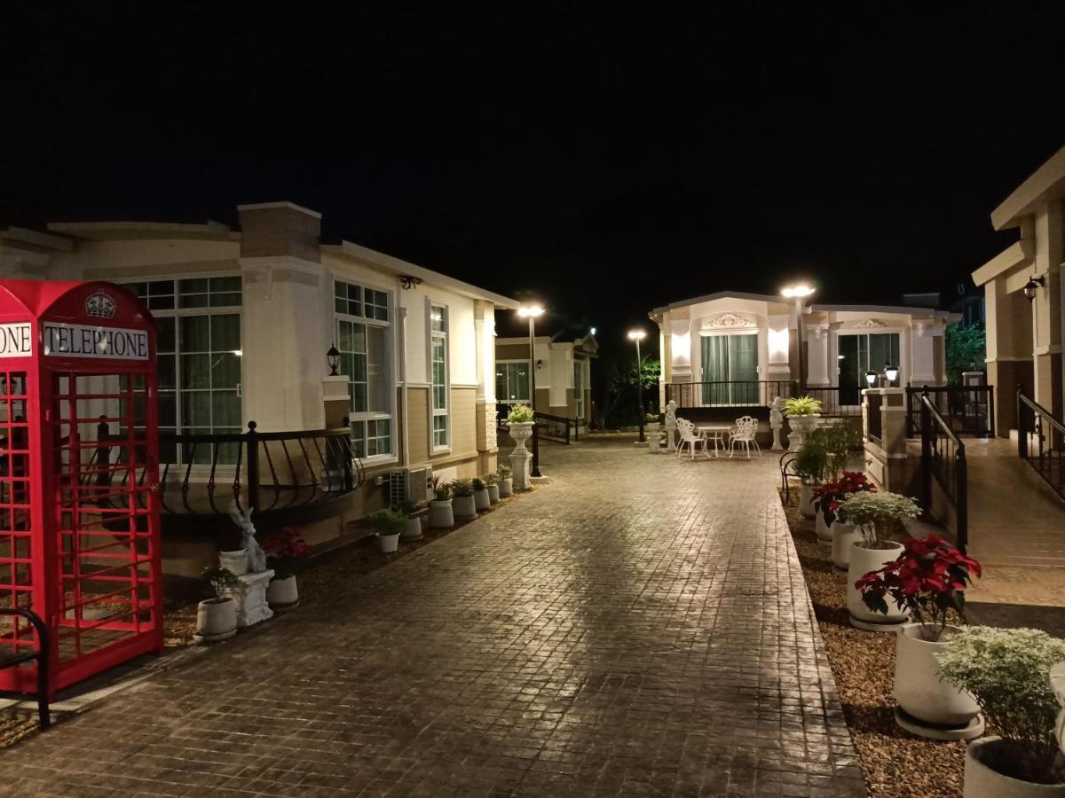 Khaoyaitriplefive Bed and Breakfast Ban Thung Sawang Eksteriør billede