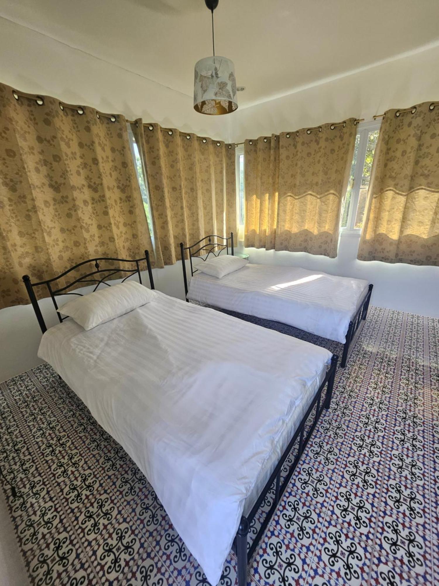 Khaoyaitriplefive Bed and Breakfast Ban Thung Sawang Eksteriør billede